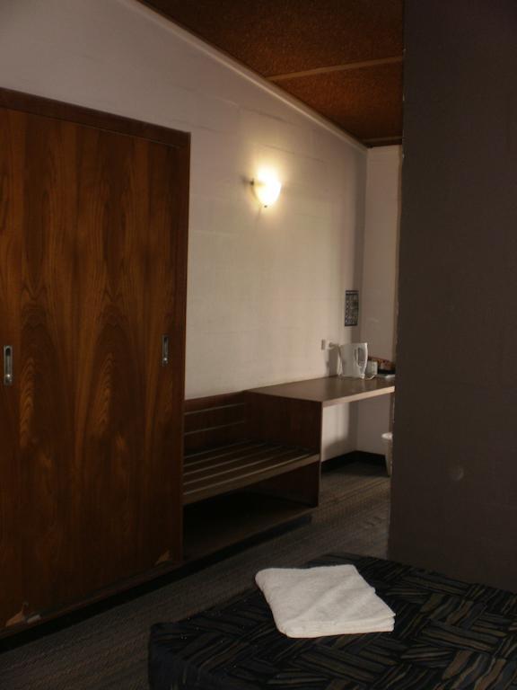 Blackwater Hotel Motel Phòng bức ảnh