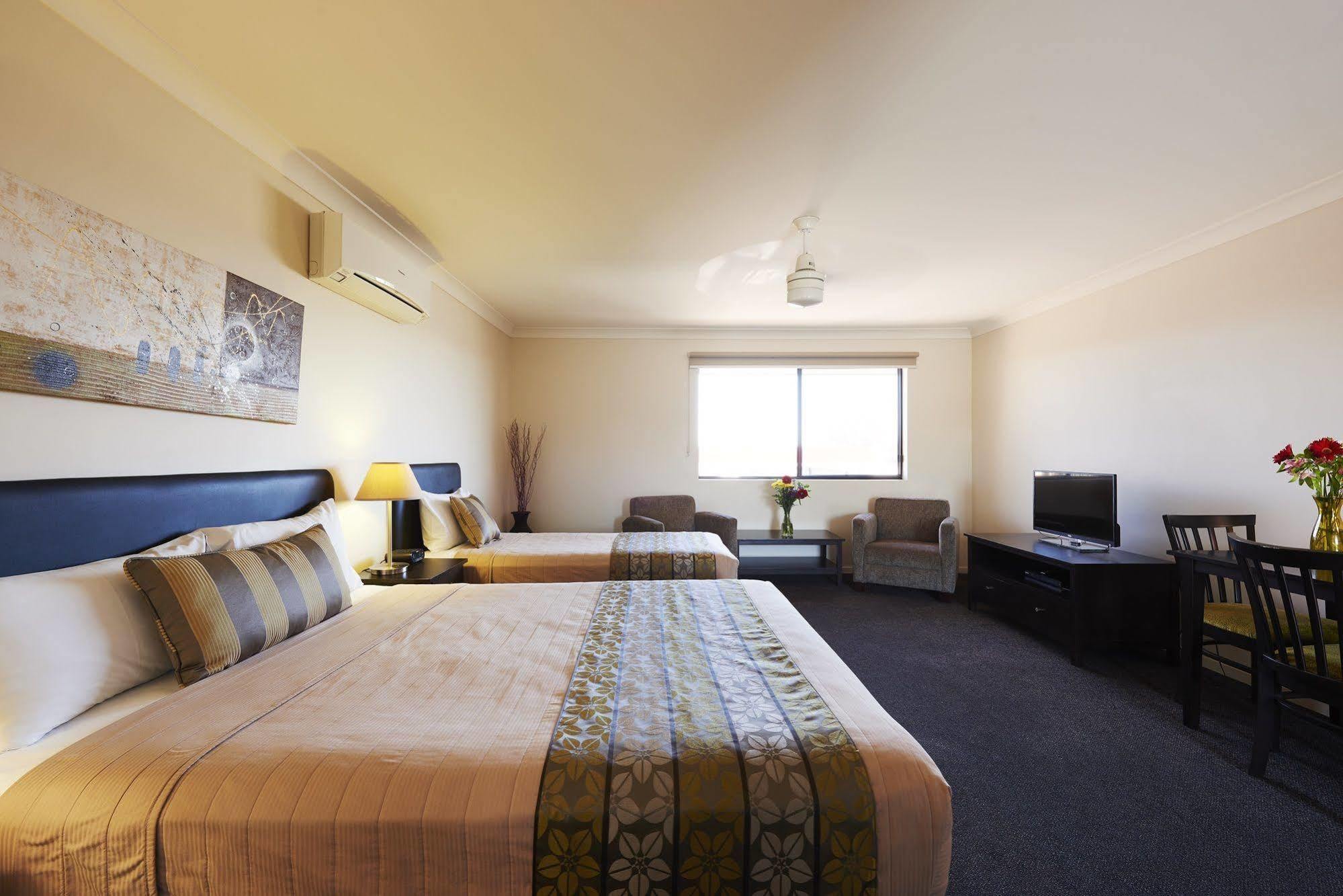 Blackwater Hotel Motel Ngoại thất bức ảnh