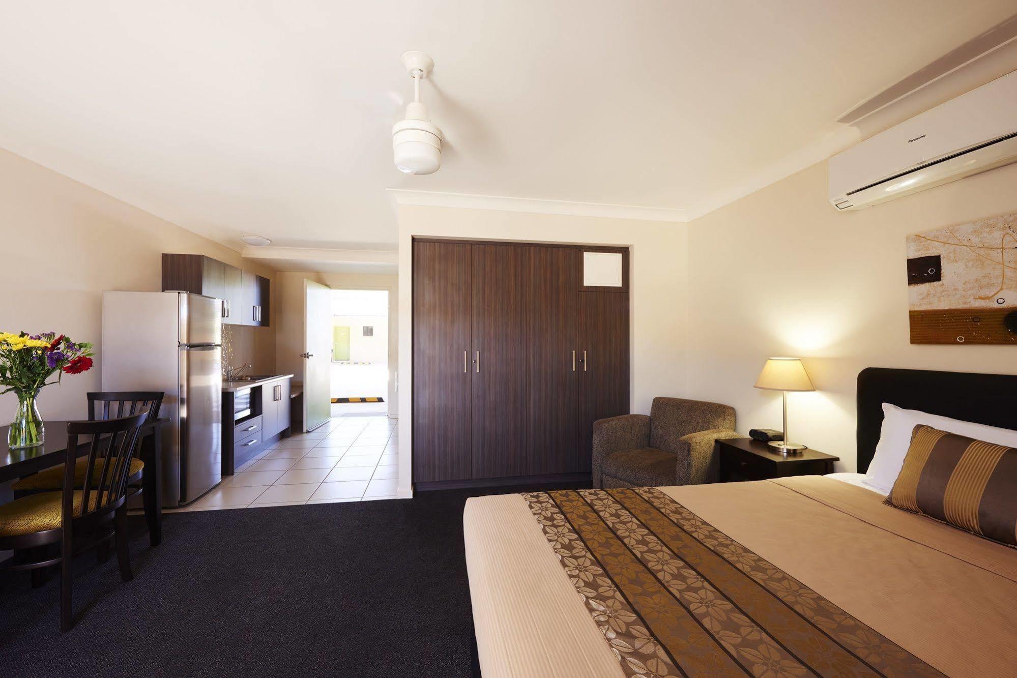 Blackwater Hotel Motel Ngoại thất bức ảnh